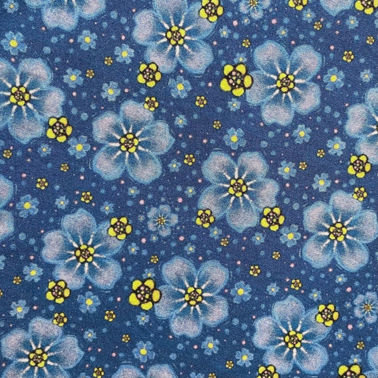 forget-me-nots swatch