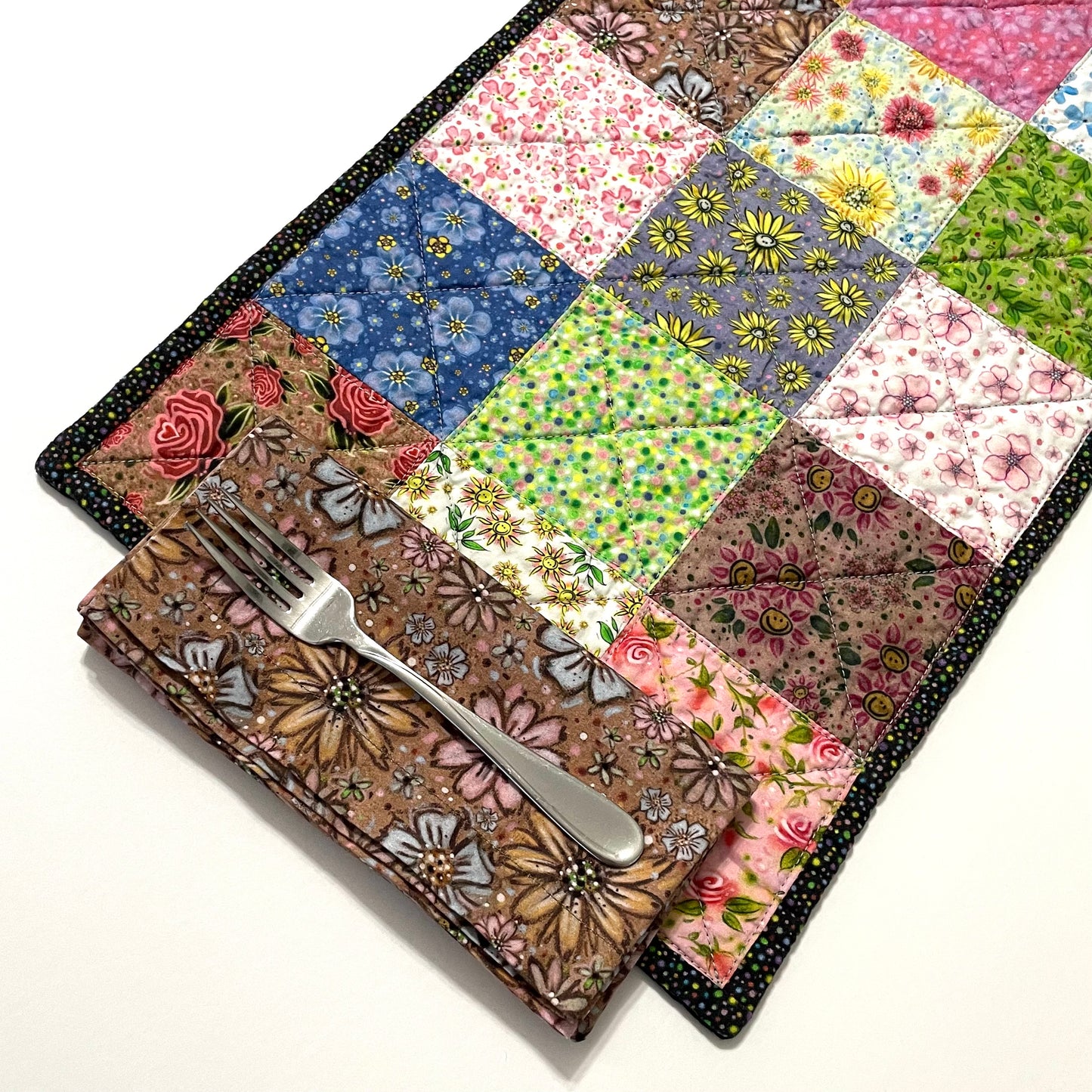 scrap happy placemat with rustic floral napkin
