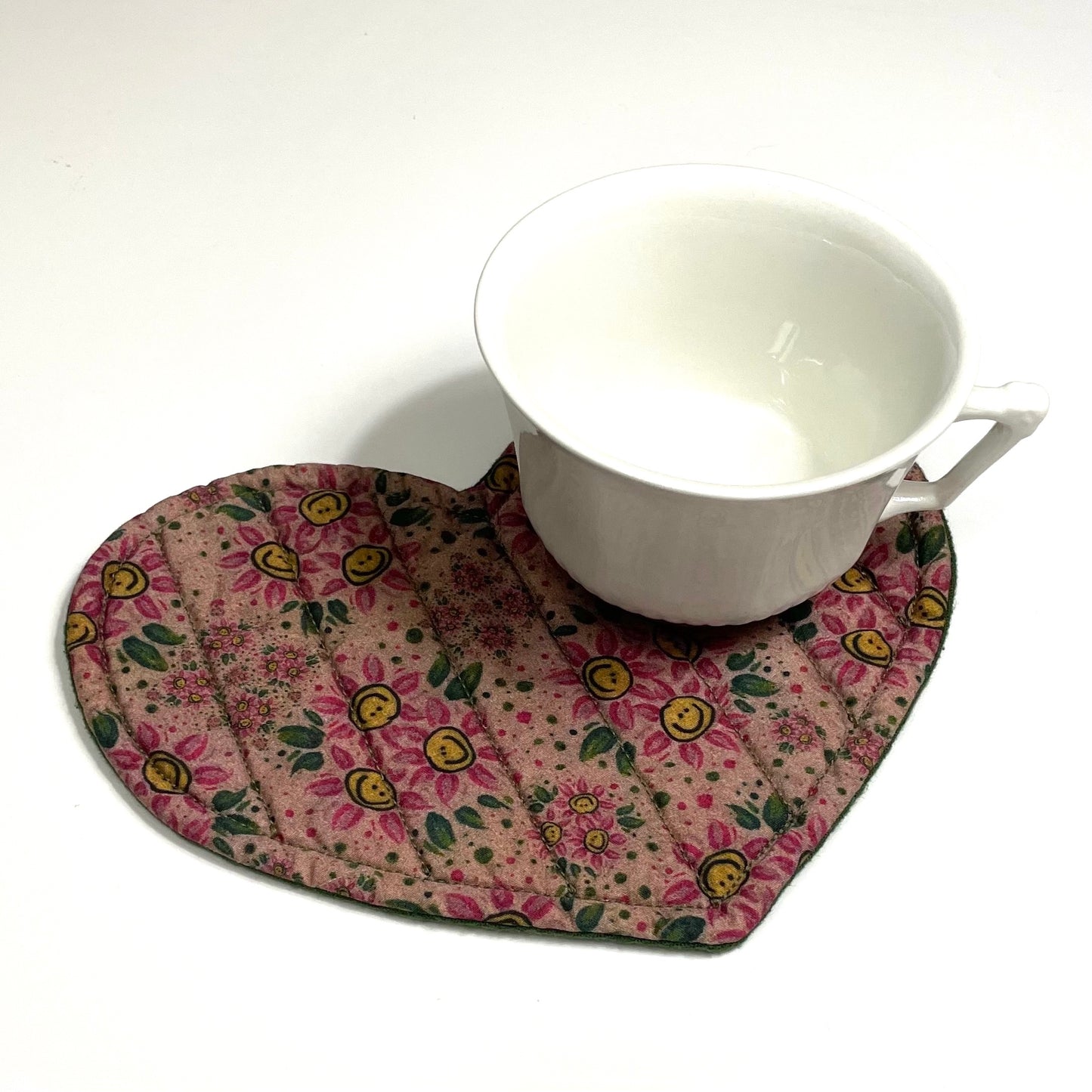 Mug Mat (Heart) "Tea Dye Daisies"